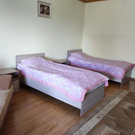 В Гостях На Иссык-Куле Hotel Cholpon-Ata Exterior photo